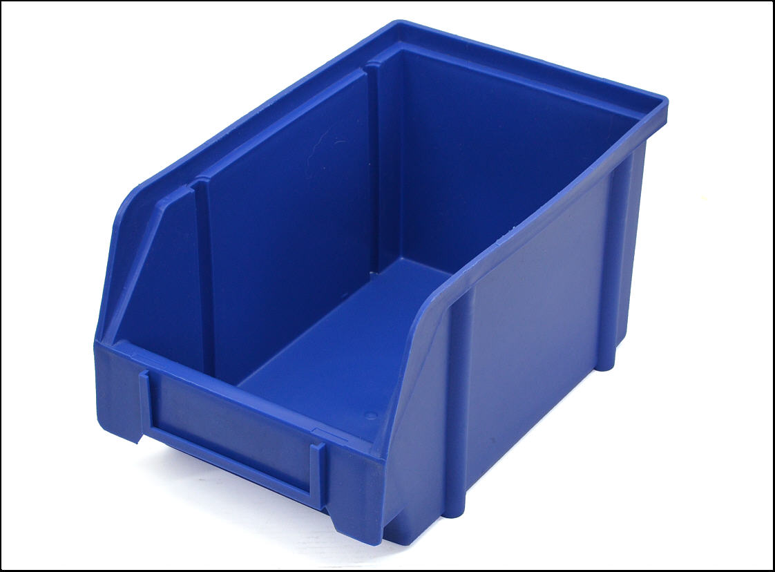 blaue Stapelbox Größe 3