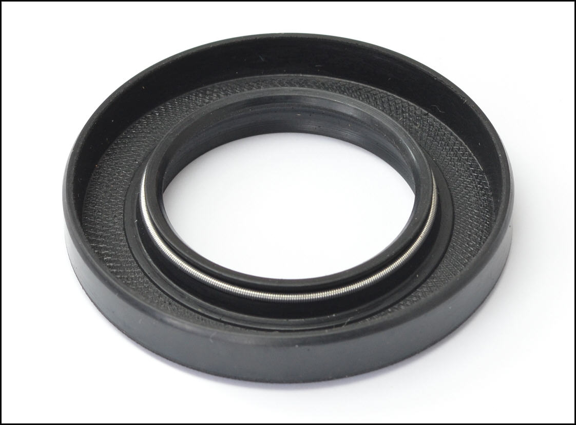 SIMMERRING am Differential vorn